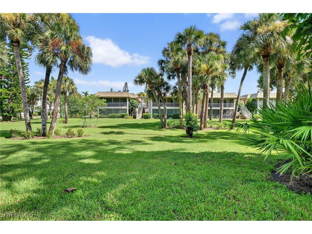 1549 Sandpiper Street #36 Naples FL 34102 225069278 image17