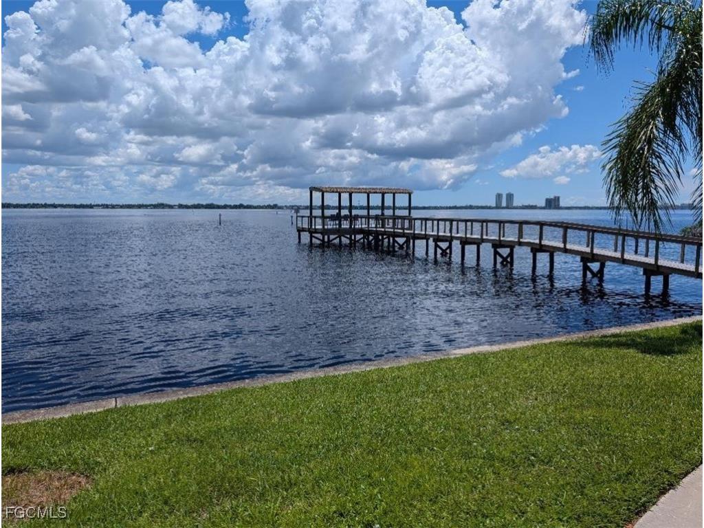 15493 Admiralty Circle #5 North Fort Myers FL 33917 2025007904 image2