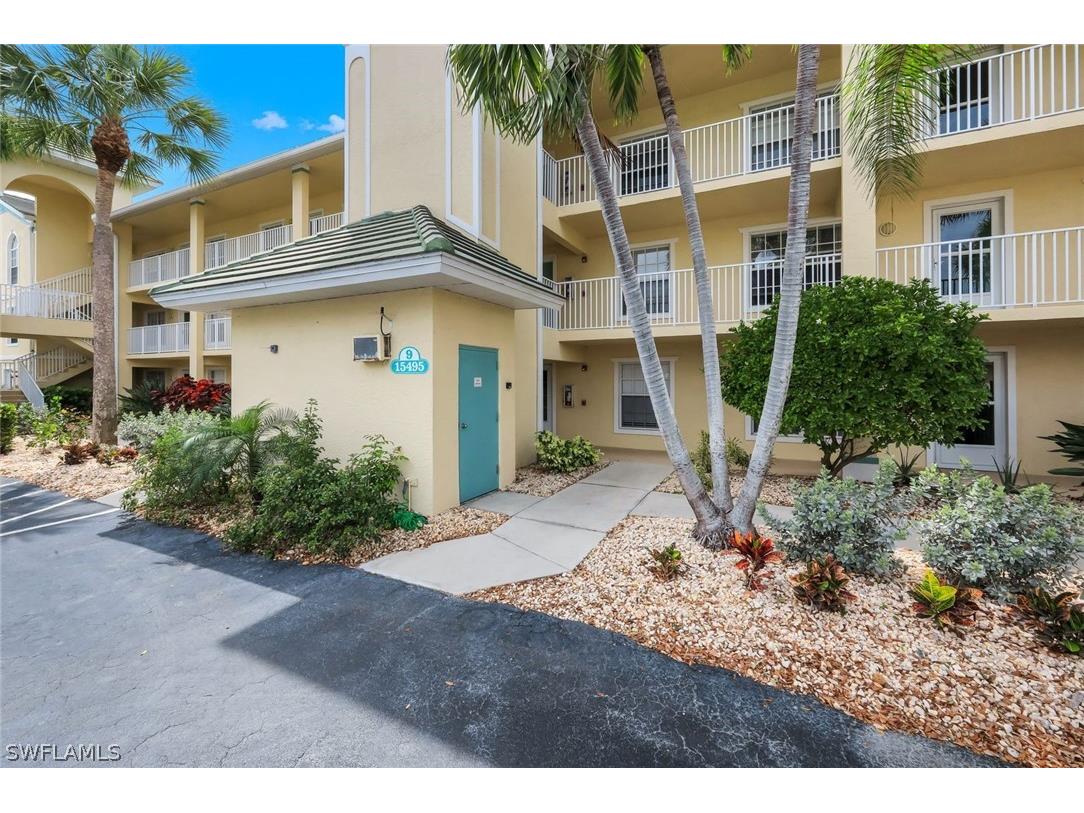 15495 Cedarwood Lane #204 Naples FL 34110 226012454 image1
