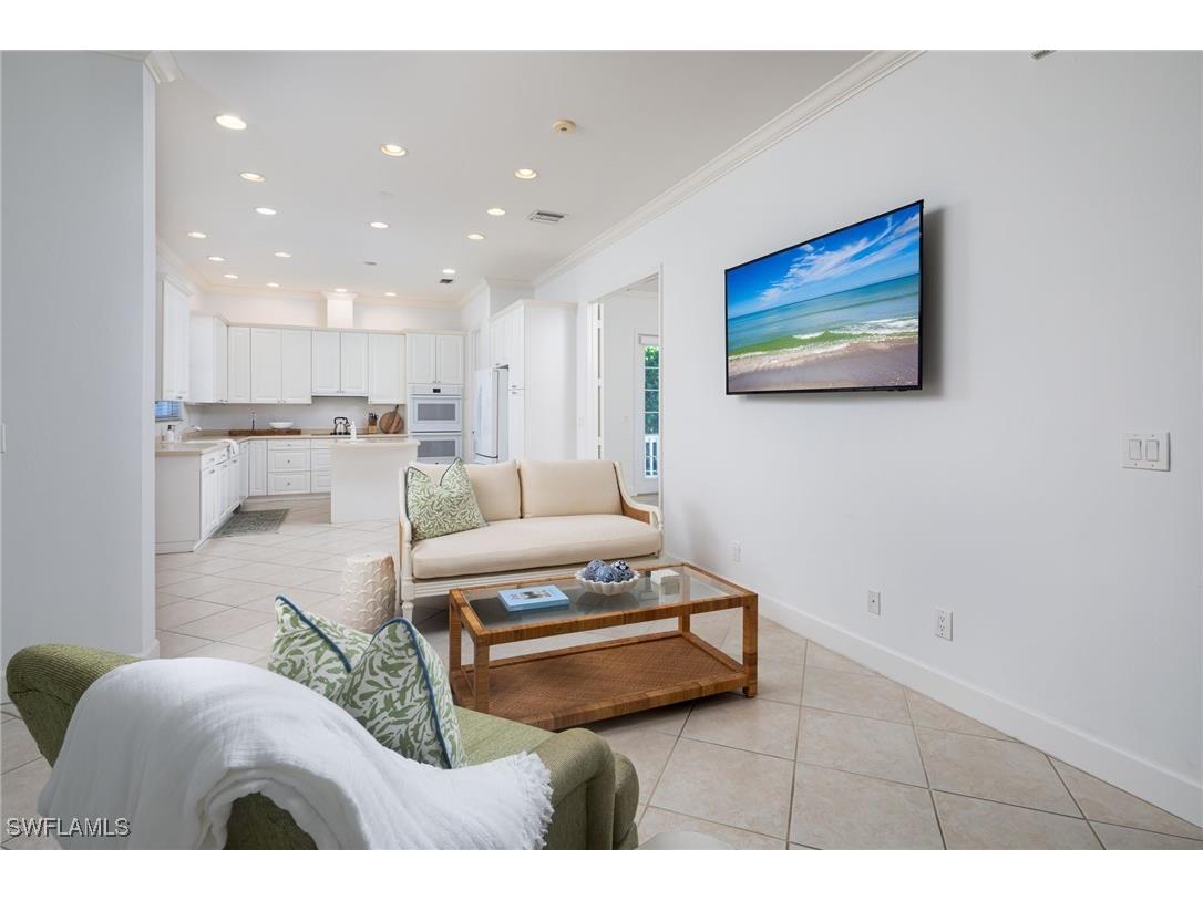 155 1st Avenue S Naples FL 34102 225065322 image12