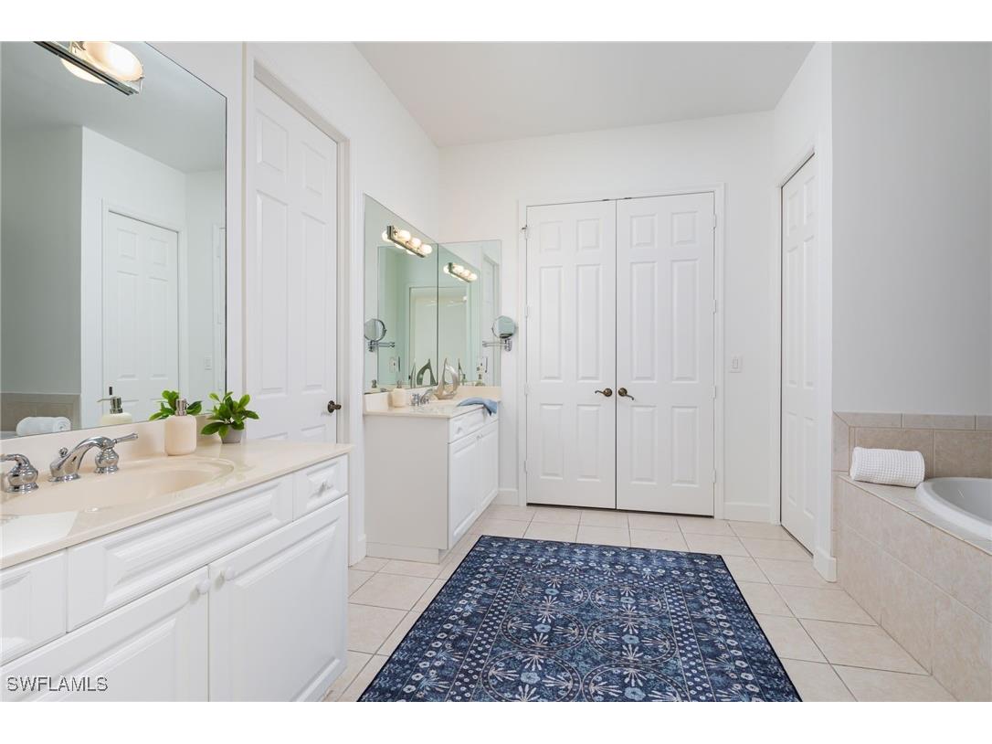 155 1st Avenue S Naples FL 34102 225065322 image18