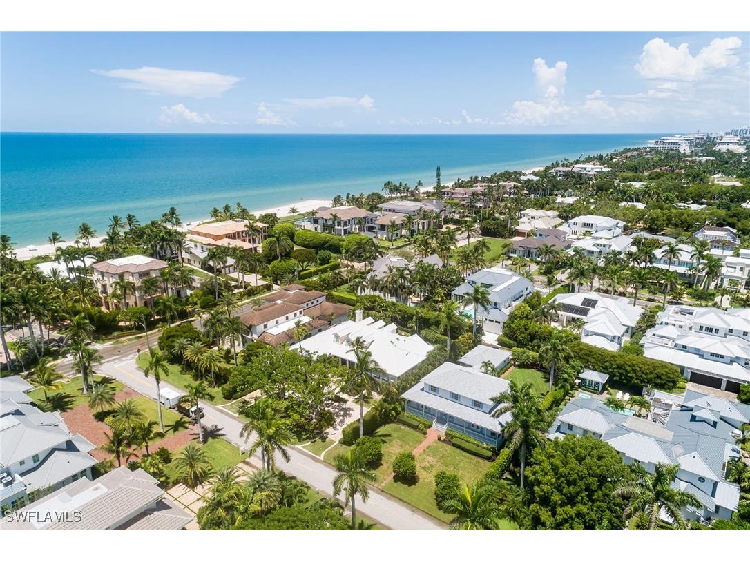 155 1st Avenue S Naples FL 34102 225065322 image4