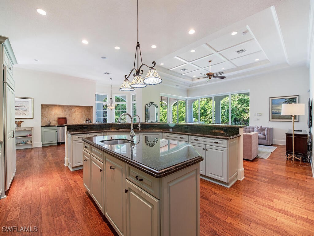 155 20th Avenue S Naples FL 34102 225075022 image8