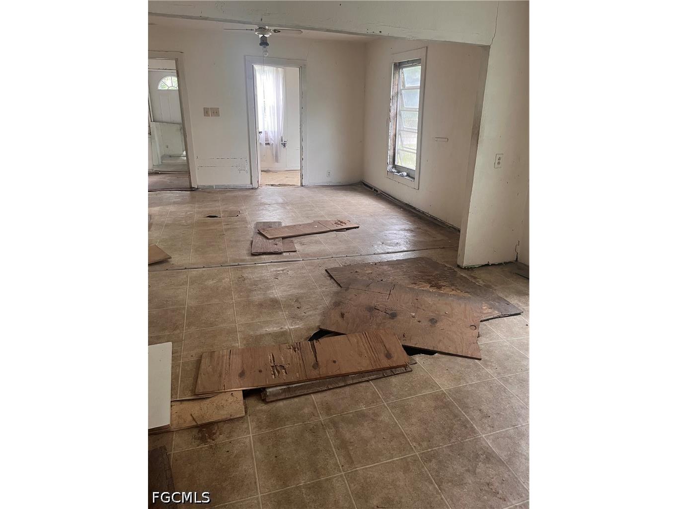 155 Clotilde Avenue Fort Myers FL 33905 2026019029 image3