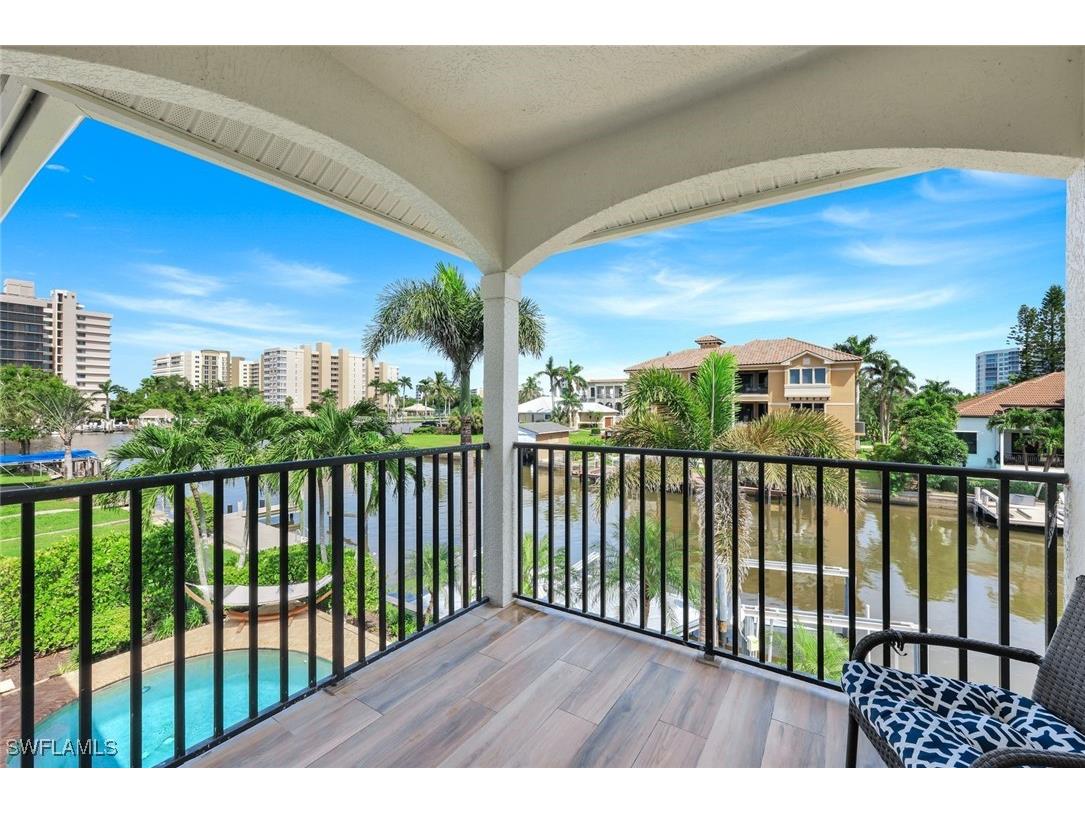 155 Heron Avenue Naples FL 34108 225066856 image24