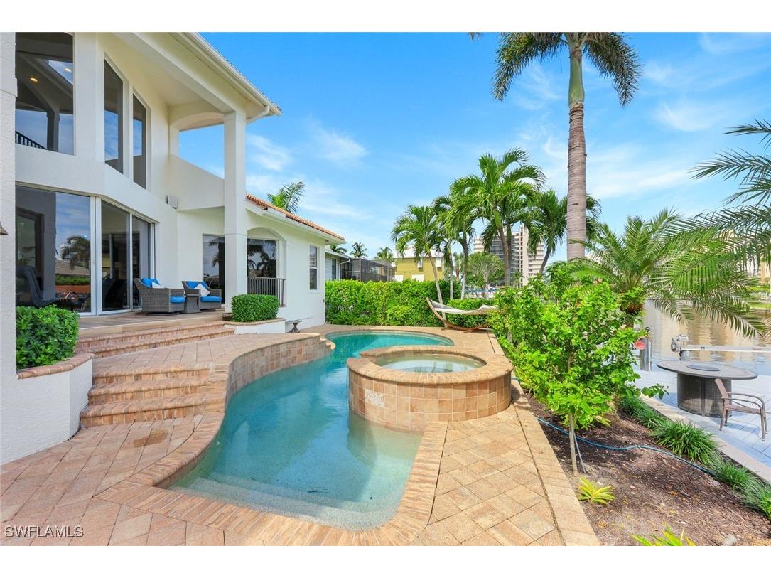 155 Heron Avenue Naples FL 34108 225066856 image25