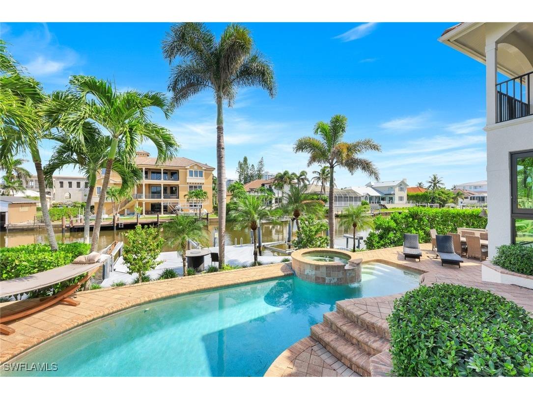 155 Heron Avenue Naples FL 34108 225066856 image27