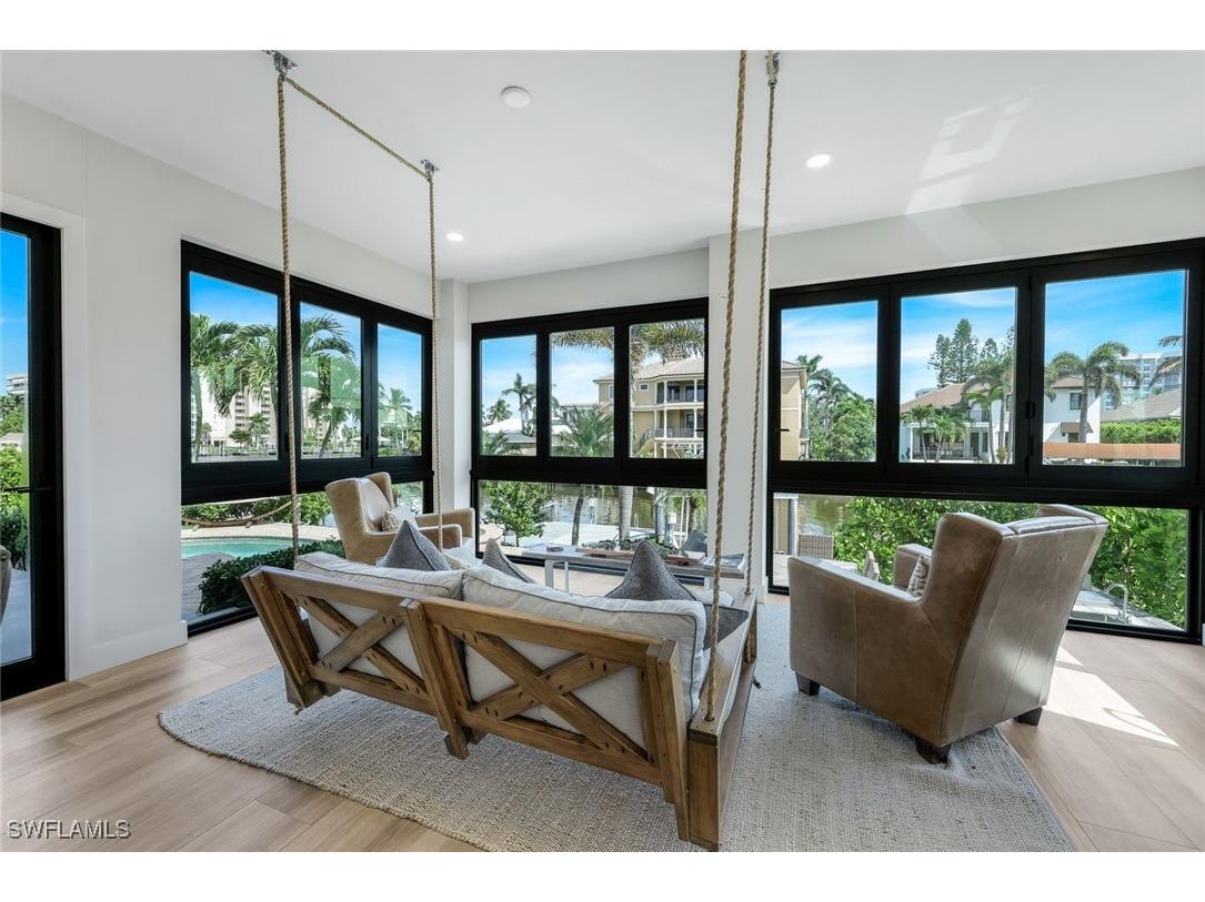 155 Heron Avenue Naples FL 34108 225066856 image8