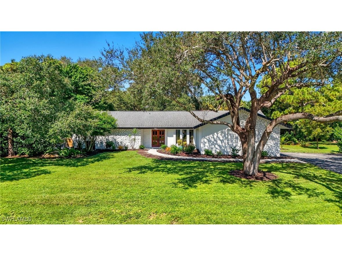 155 Old Tamiami Trail Naples FL 34110 225066815 image1