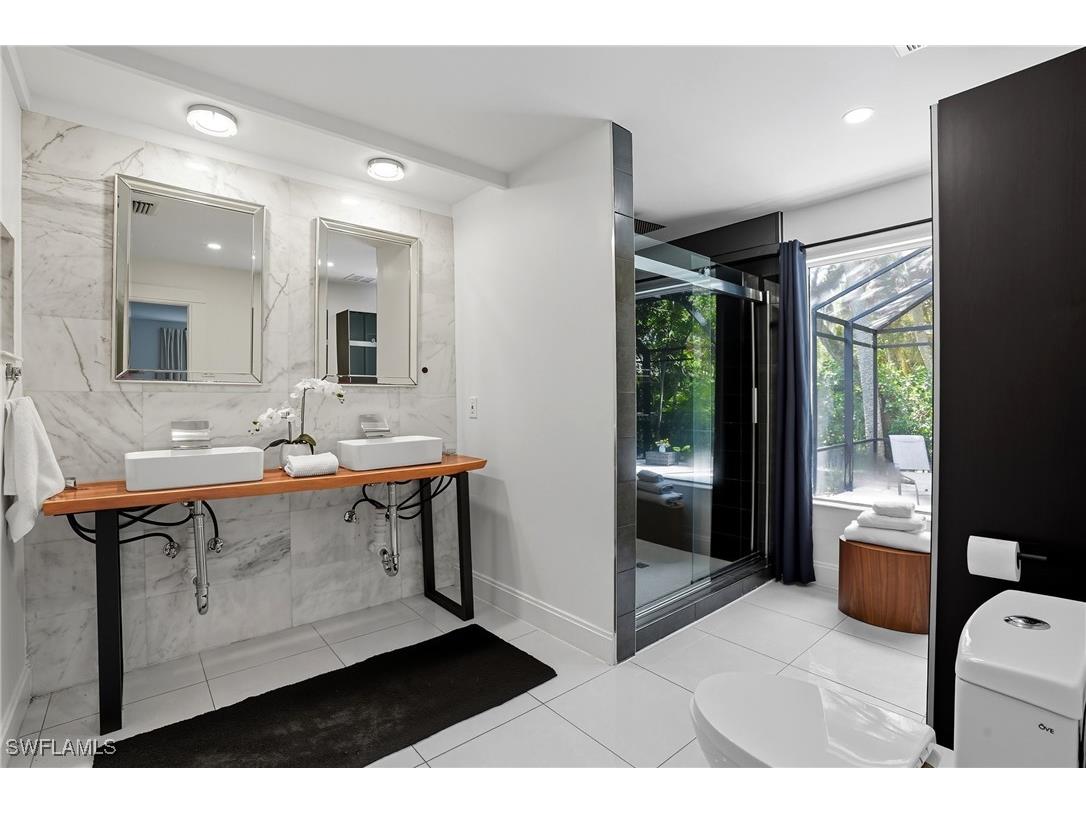 155 Old Tamiami Trail Naples FL 34110 225066815 image23