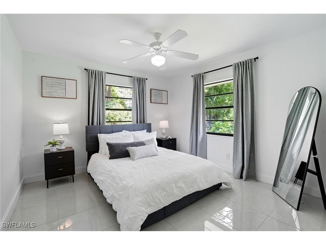 155 Old Tamiami Trail Naples FL 34110 225066815 image27