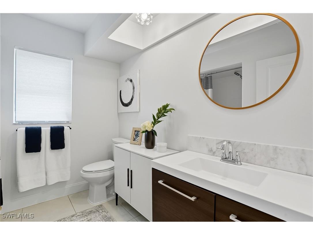 155 Old Tamiami Trail Naples FL 34110 225066815 image29