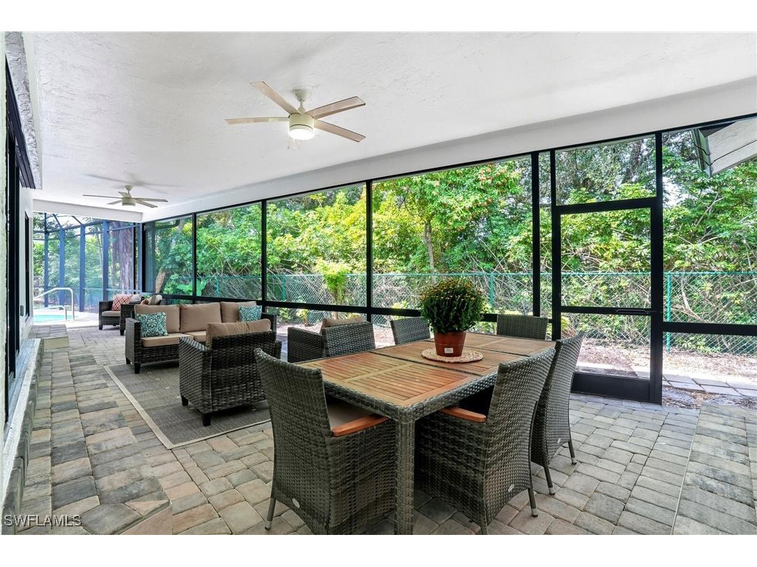 155 Old Tamiami Trail Naples FL 34110 225066815 image36