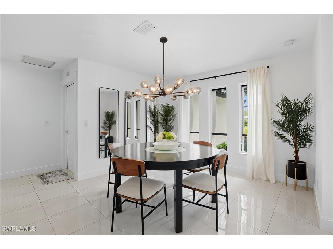 155 Old Tamiami Trail Naples FL 34110 225066815 image7