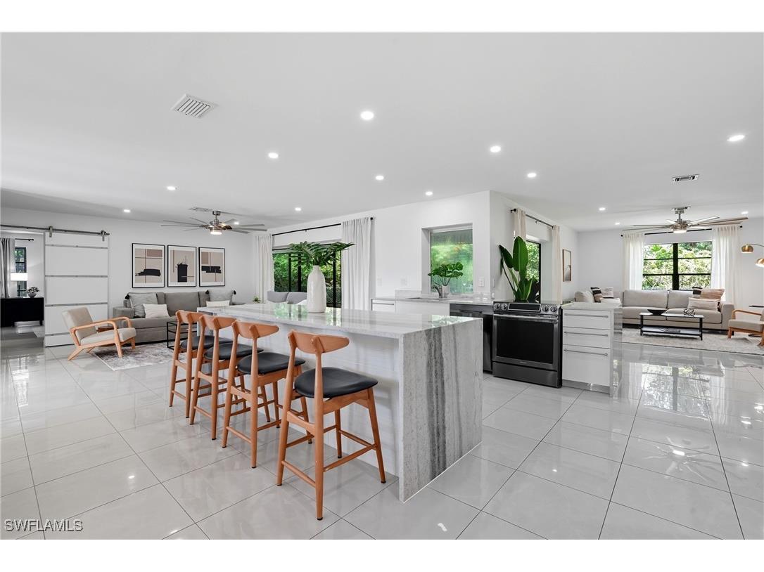 155 Old Tamiami Trail Naples FL 34110 225066815 image9