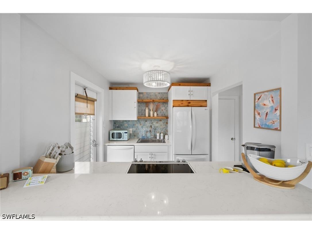 1550 Gulf Shore Boulevard N #E2 Naples FL 34102 226012930 image16