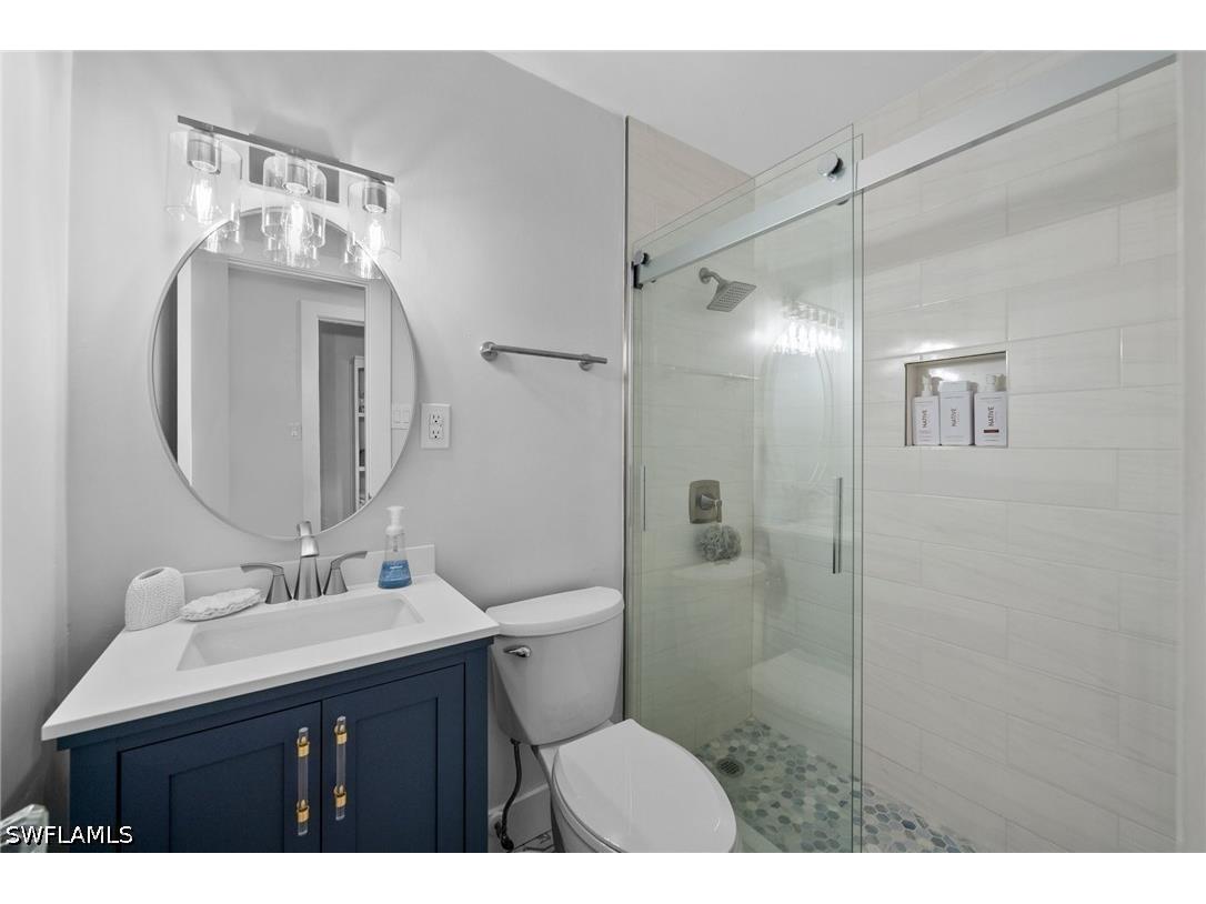 1550 Gulf Shore Boulevard N #E2 Naples FL 34102 226012930 image21
