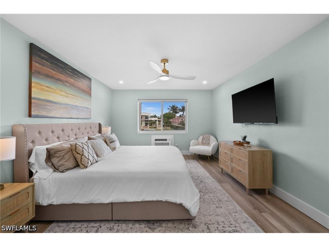 1550 Gulf Shore Boulevard N #E2 Naples FL 34102 226012930 image23