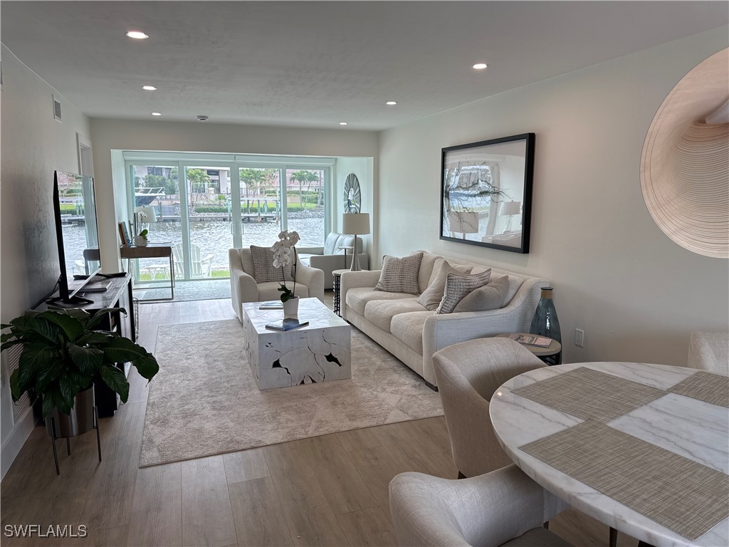 1550 Gulf Shore Boulevard N #E5 Naples FL 34102 225058058 image10