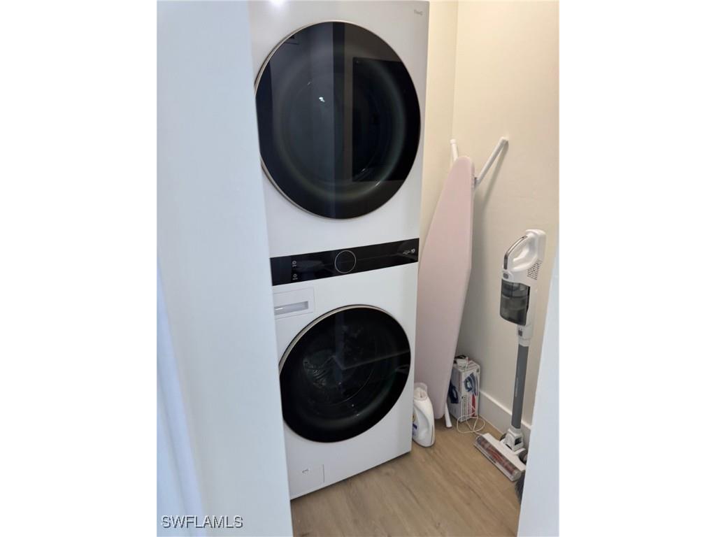 1550 Gulf Shore Boulevard N #E5 Naples FL 34102 225058058 image8