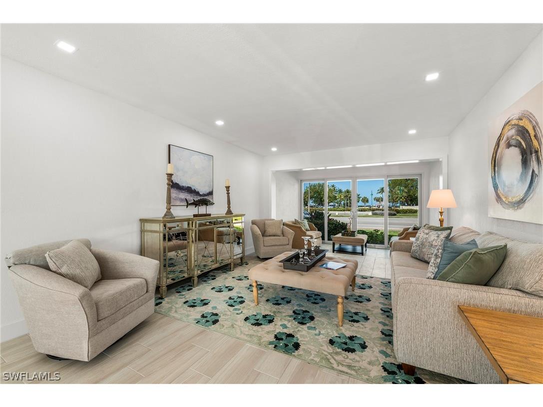 1550 Gulf Shore Boulevard N #W3 Naples FL 34102 224037917 image1
