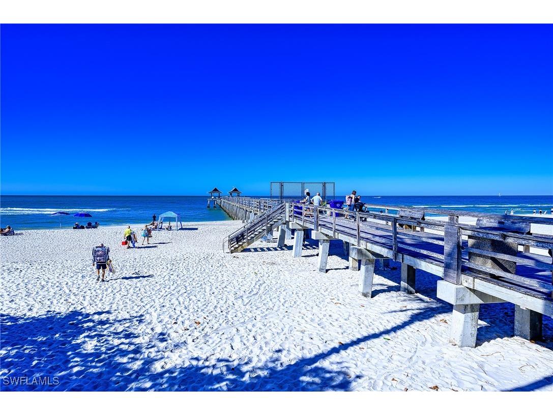 1550 Gulf Shore Boulevard N #W4 Naples FL 34102 225080185 image22