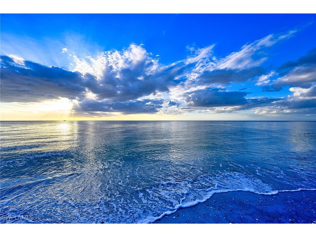 1550 Gulf Shore Boulevard N #W4 Naples FL 34102 225080185 image23