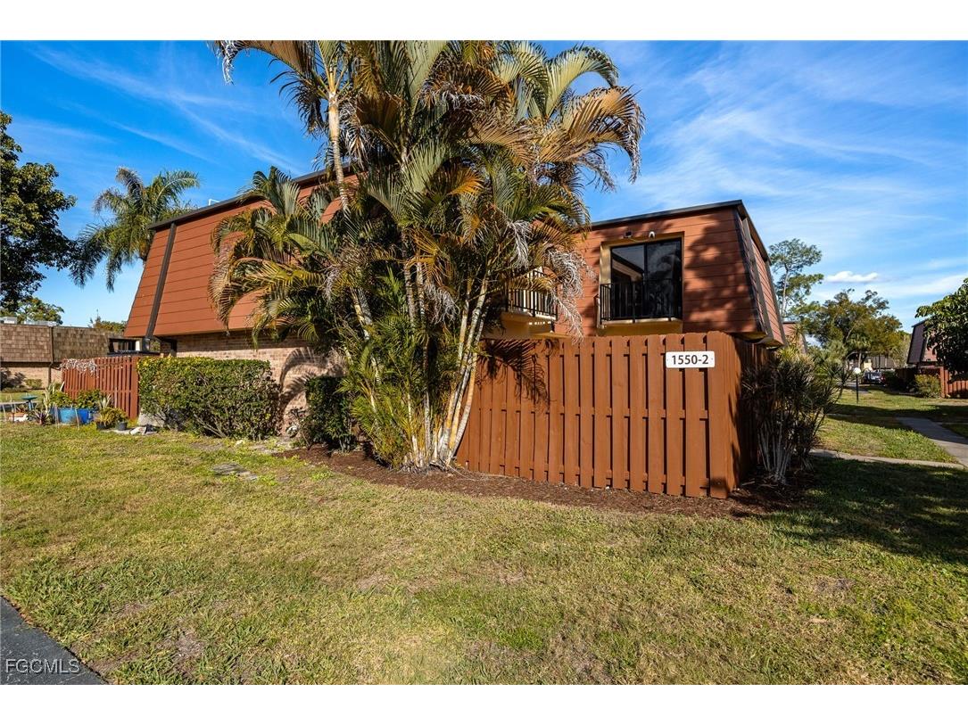1550 Park Meadows Drive #2 Fort Myers FL 33907 2026006028 image1