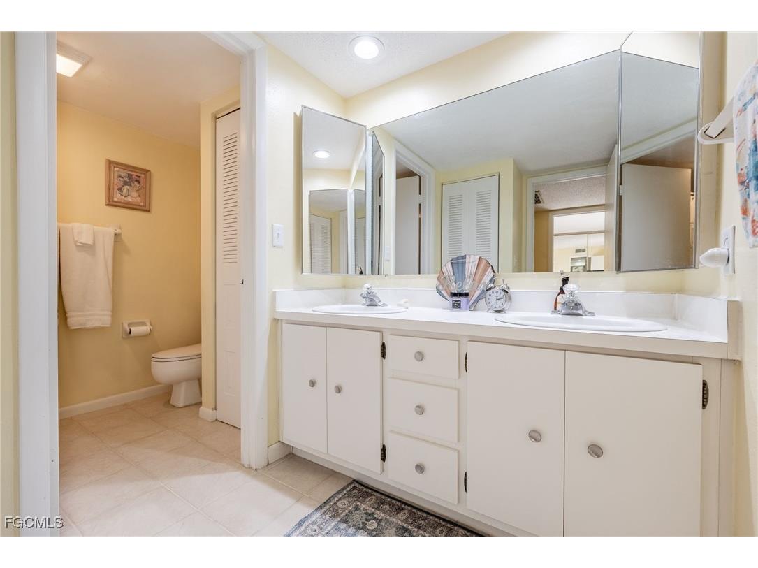 1550 Park Meadows Drive #2 Fort Myers FL 33907 2026006028 image28