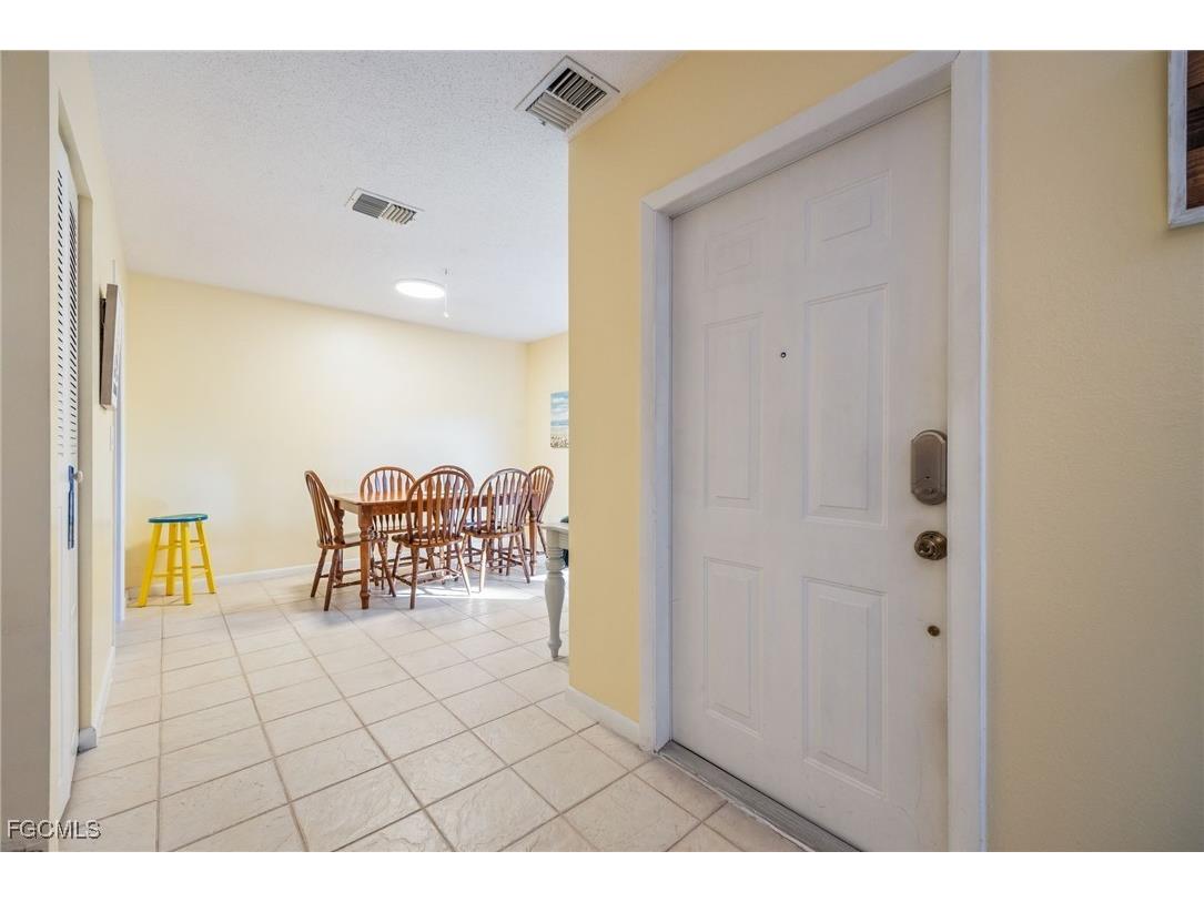 1550 Park Meadows Drive #2 Fort Myers FL 33907 2026006028 image9