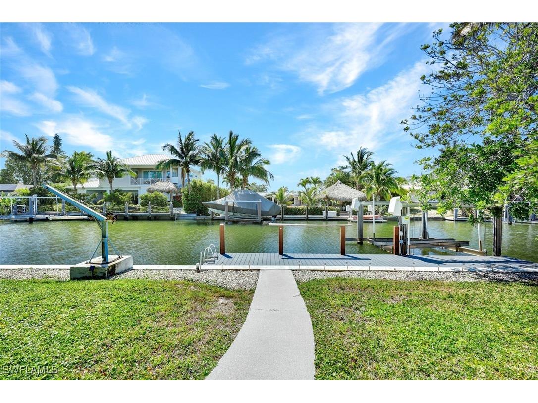 1550 Sandpiper Street Naples FL 34102 225032910 image28