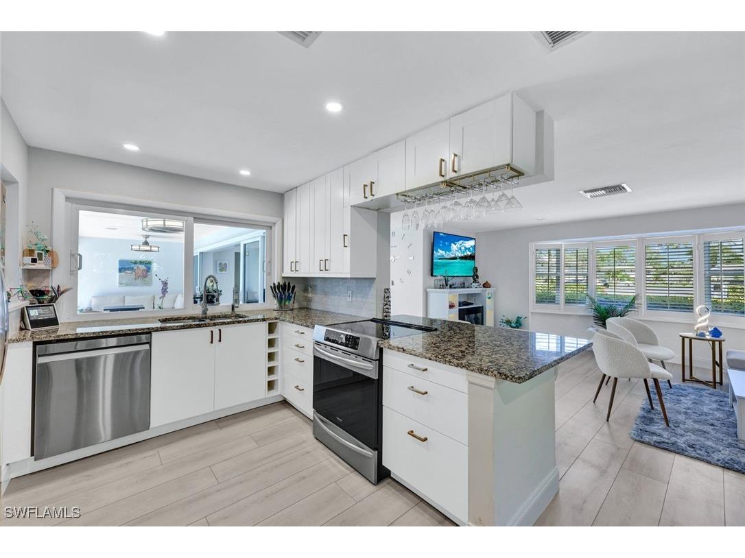 1550 Sandpiper Street Naples FL 34102 225032910 image9