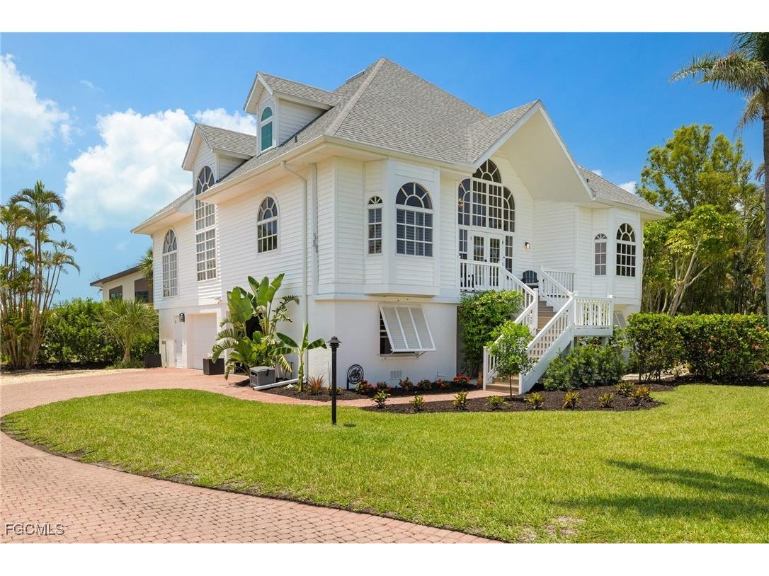 1550 Wilton Lane Sanibel FL 33957 2026001559 image2