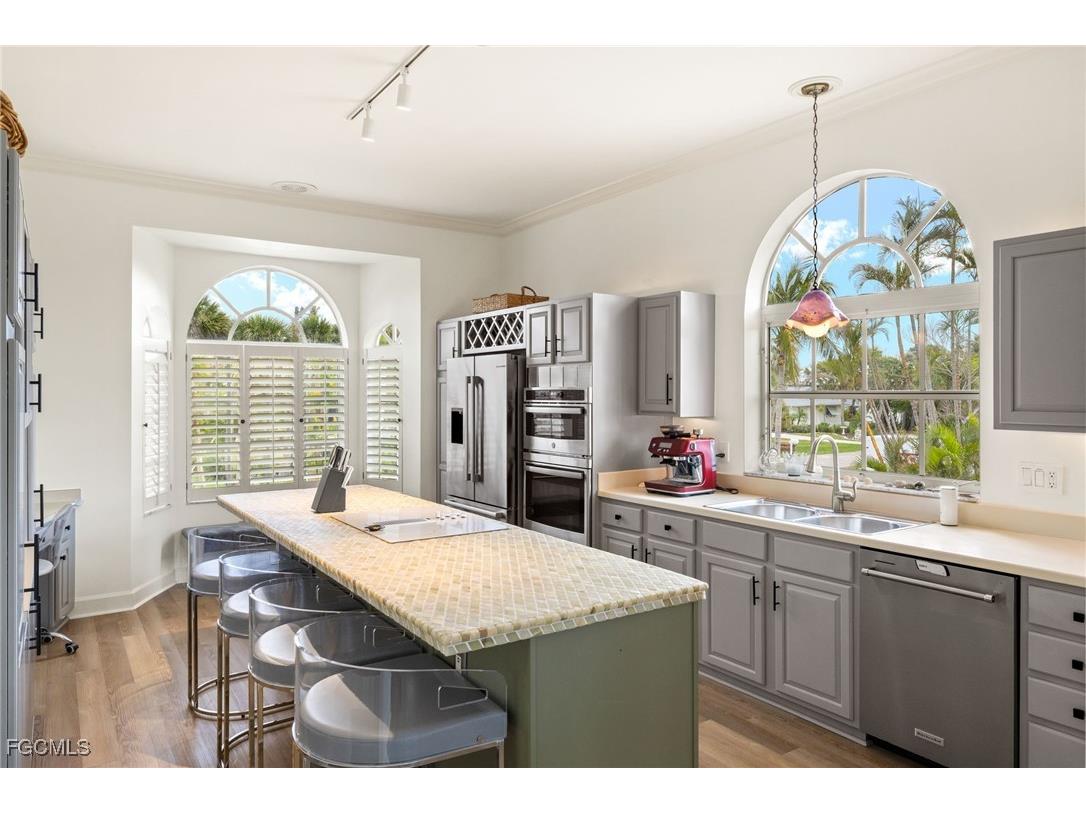 1550 Wilton Lane Sanibel FL 33957 2026001559 image5