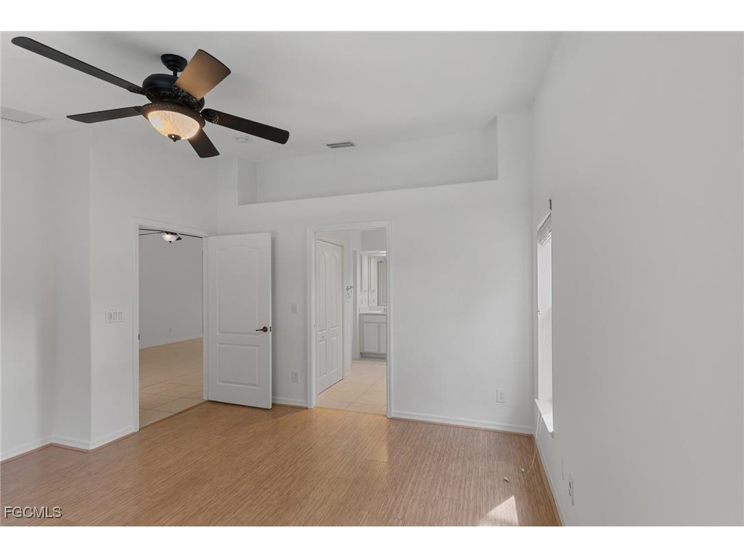 15501 Cortona Way Naples FL 34120 2025018649 image14