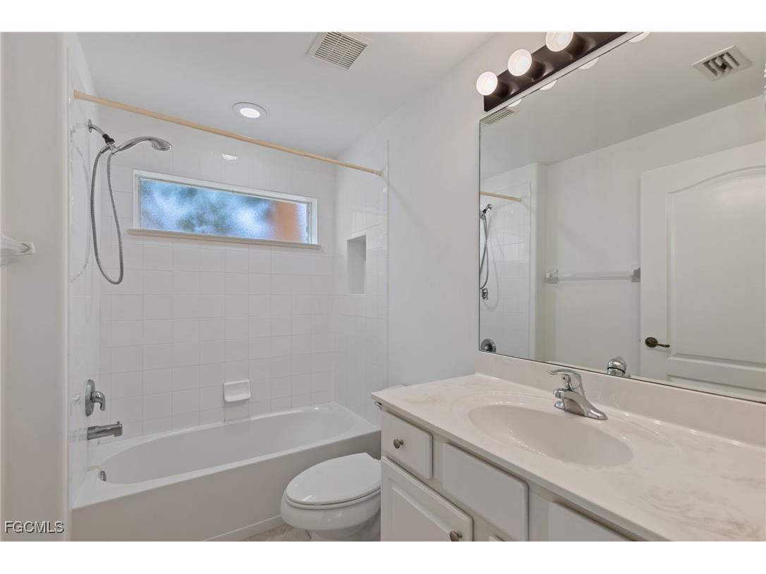 15501 Cortona Way Naples FL 34120 2025018649 image19