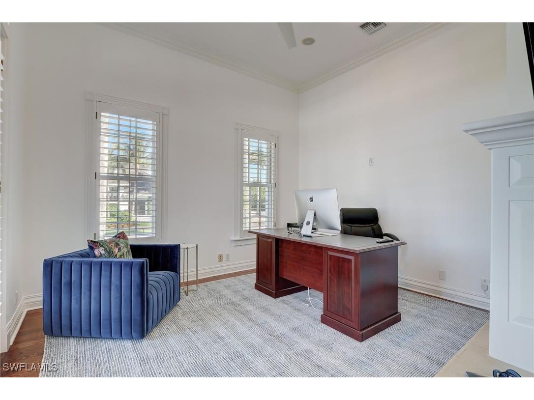 1551 Gulf Shore Boulevard S Naples FL 34102 225070626 image11