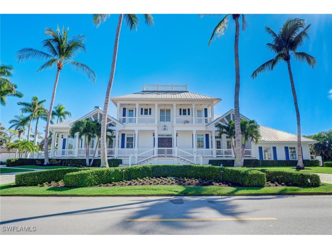 1551 Gulf Shore Boulevard S Naples FL 34102 225070626 image2