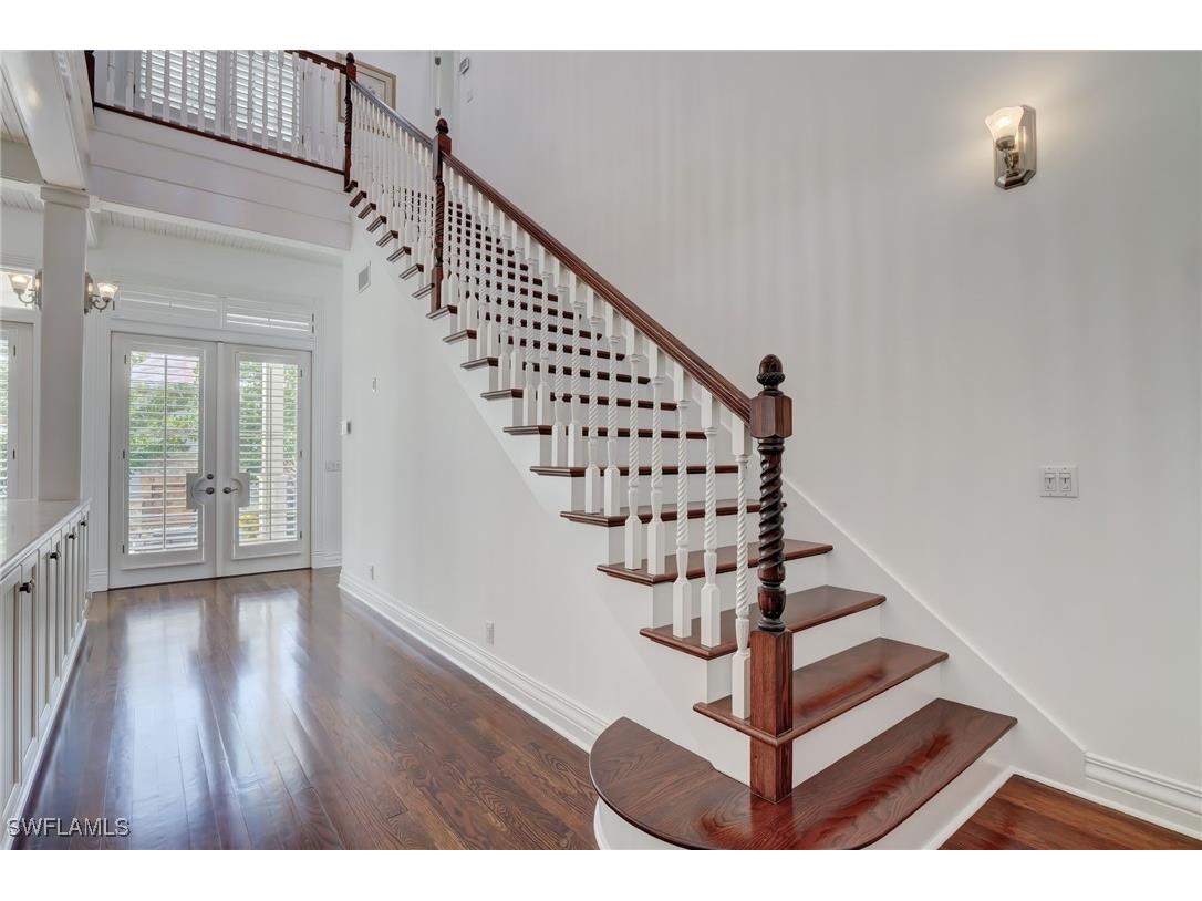 1551 Gulf Shore Boulevard S Naples FL 34102 225070626 image5