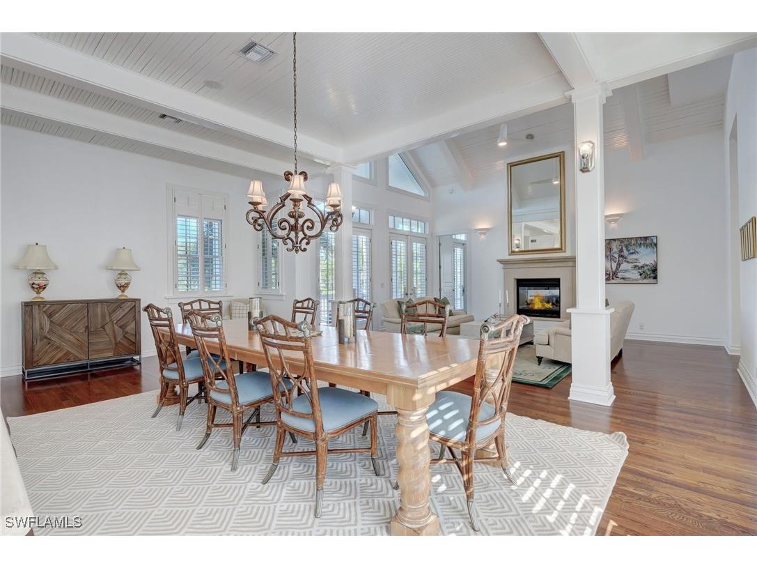 1551 Gulf Shore Boulevard S Naples FL 34102 225070626 image8