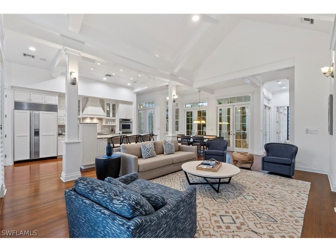 1551 Gulf Shore Boulevard S Naples FL 34102 226007946 image14