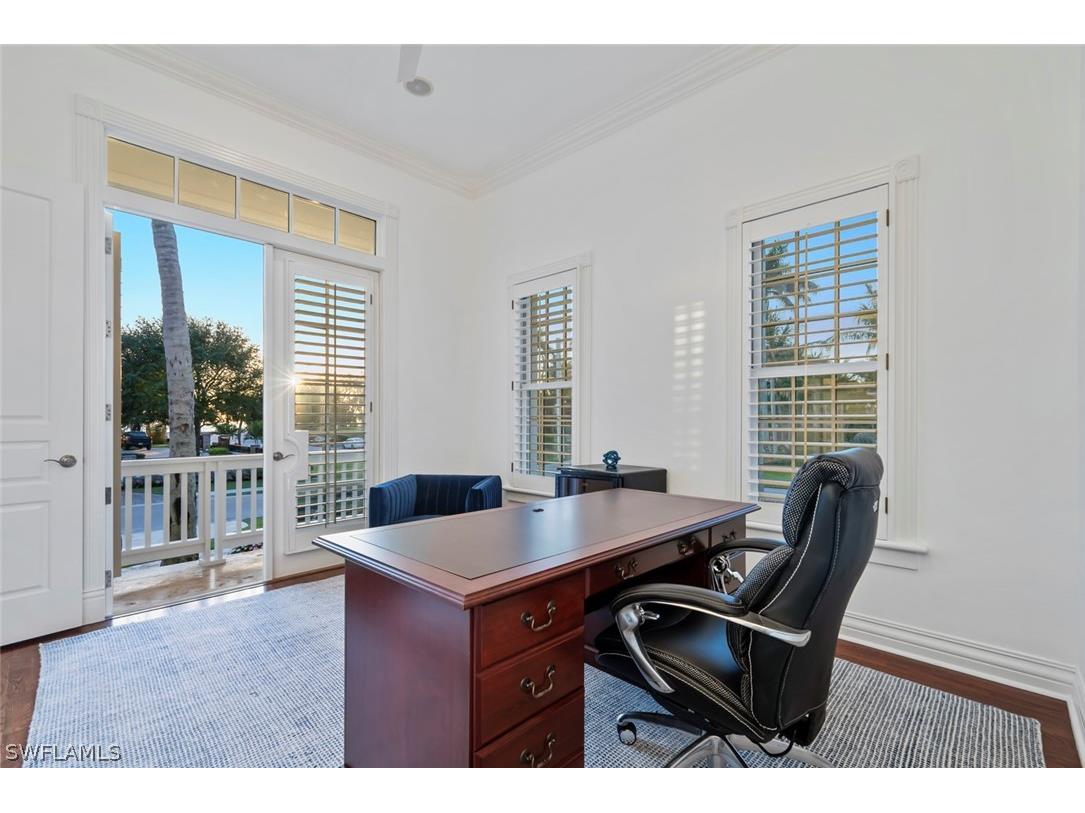 1551 Gulf Shore Boulevard S Naples FL 34102 226007946 image22