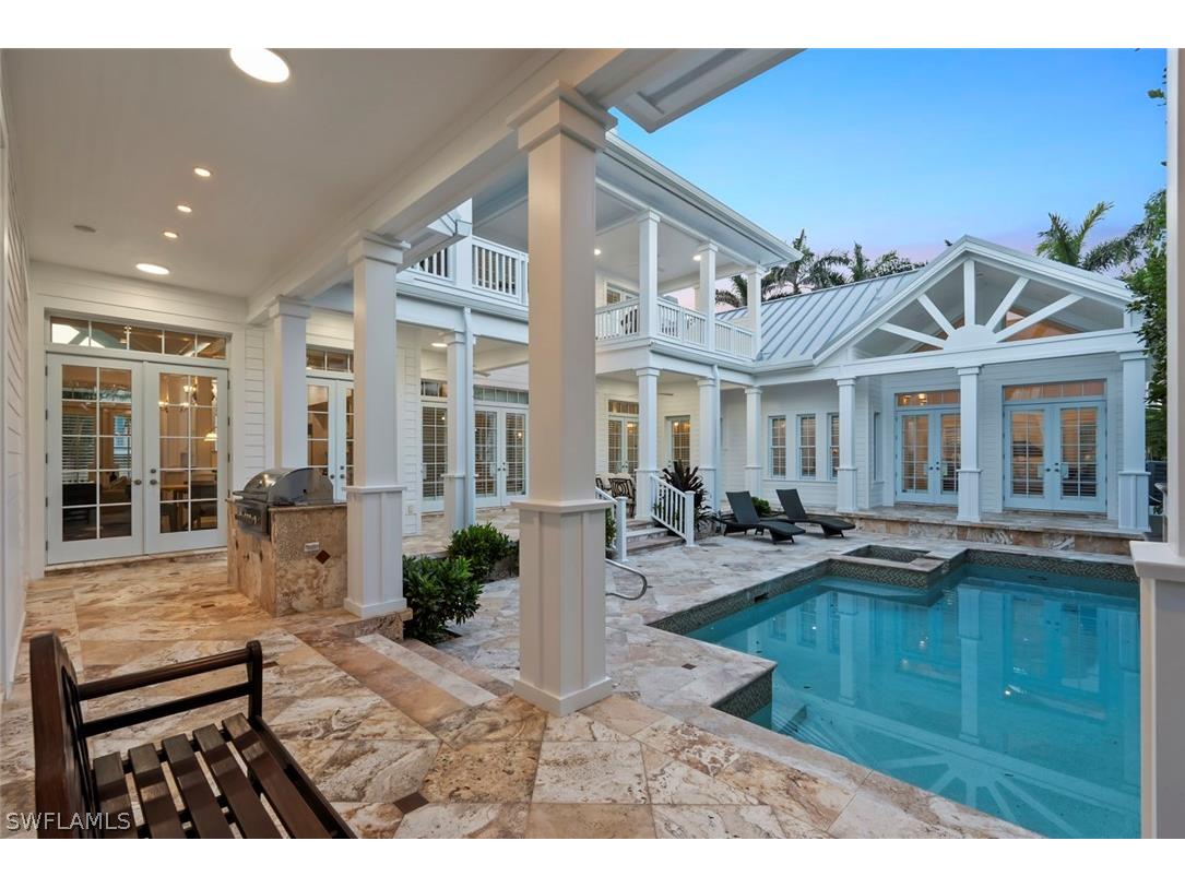 1551 Gulf Shore Boulevard S Naples FL 34102 226007946 image24