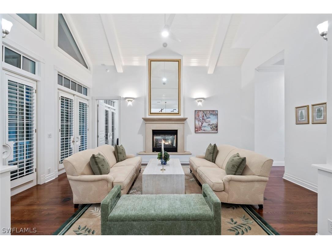 1551 Gulf Shore Boulevard S Naples FL 34102 226007946 image26