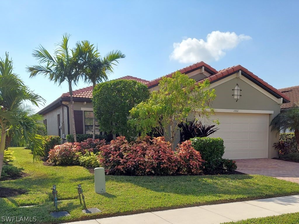 1551 Marton Court Naples FL 34113 222046007 image1