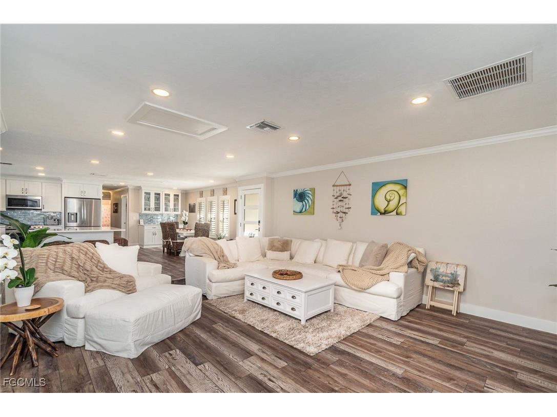 15514 Copra Lane Fort Myers FL 33908 2025016837 image16