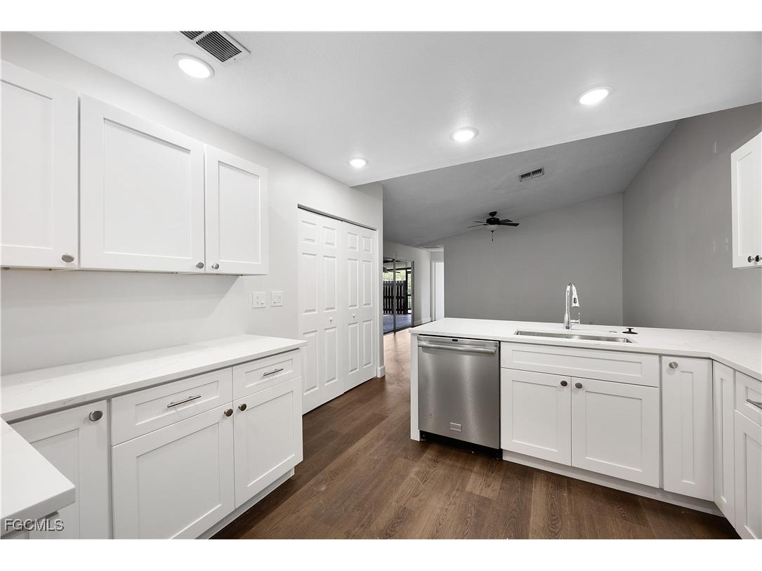 15524 Crystal Lake Drive North Fort Myers FL 33917 2025020030 image11