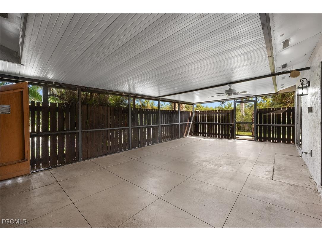 15524 Crystal Lake Drive North Fort Myers FL 33917 2025020030 image4