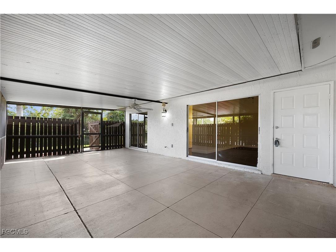 15524 Crystal Lake Drive North Fort Myers FL 33917 2025020030 image5