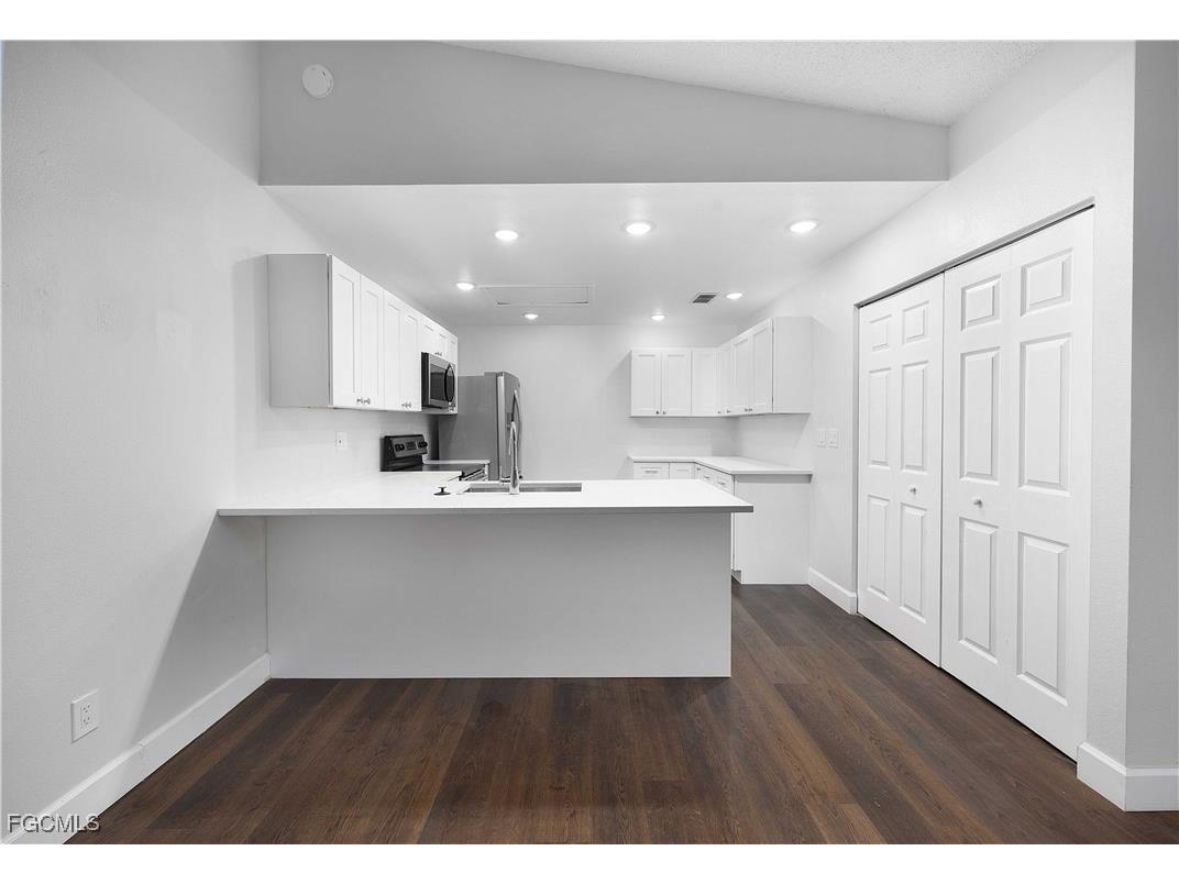 15524 Crystal Lake Drive North Fort Myers FL 33917 2025020030 image8